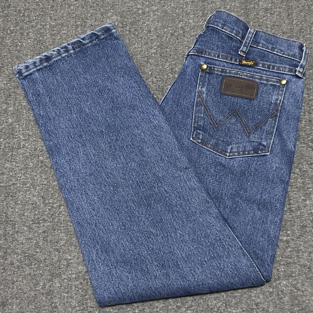 Wrangler Men's 47 Regular Fit Advanced Comfort Denim Jeans Western Cowboy 32x30